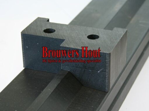DTS neut rechts afm. 67X114mm BI57