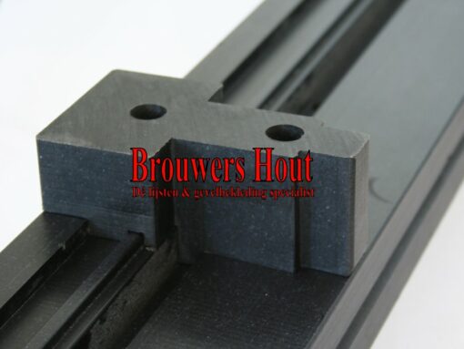 DTS tussen neut afm. 67X114mm BU67+